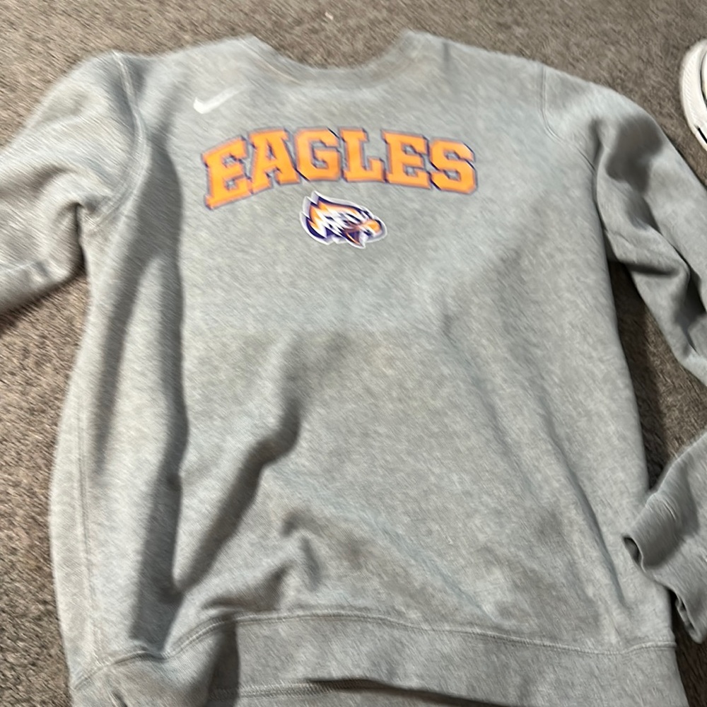 crewneck